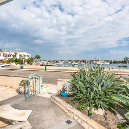 Spacious 3Br Bayfront W- Harbor Views Walk To Beach By Beachview Rentals